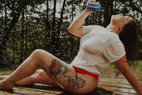 Onlyfans leak queenkiki_only 

 picture 2