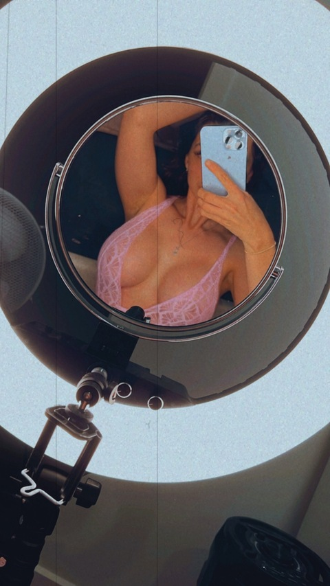 Onlyfans leaks queenkleo 

 picture 2