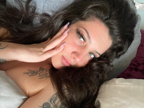 Onlyfans leaked queenmarieeee 

 picture 2