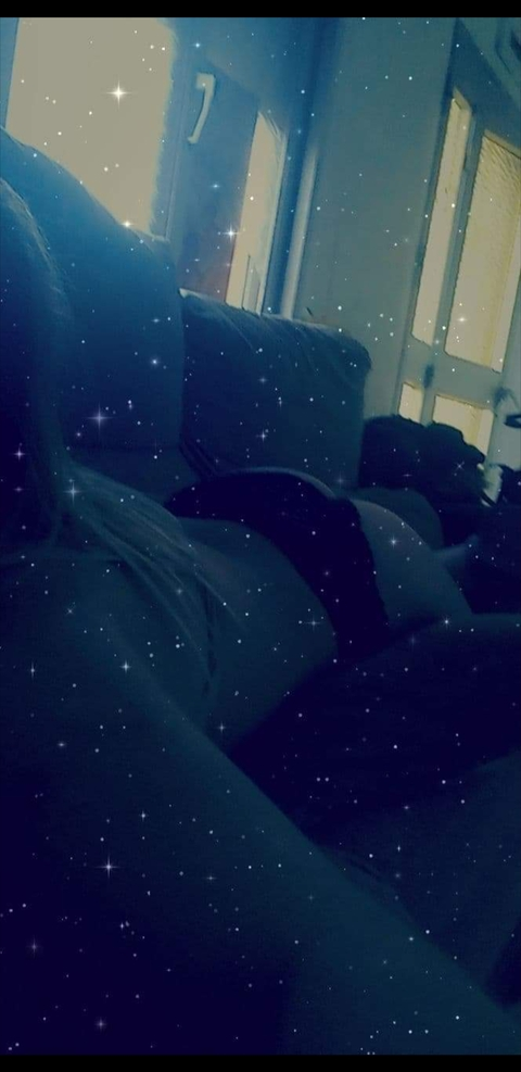 queennight OnlyFans Leak (10 Photos and 1 Videos) 

 picture 2