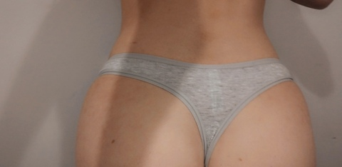 queenofteasing (Queen Of Teasing) OnlyFans Leaked Content 

 picture 2