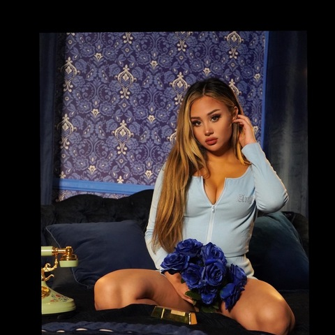queenstaralien OnlyFans Leaked 

 picture 2