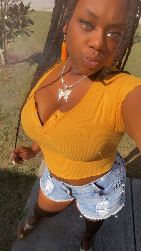 View qweendrea (Queen Drea) OnlyFans 0 Photos and 0 Videos for free 

 picture 2