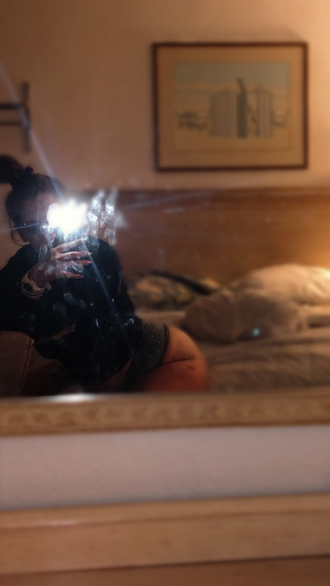 View qxeenpx (Queen 👑) OnlyFans 6 Photos and 6 Videos gallery 

 picture 2