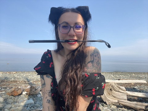 View r3dlipclassic OnlyFans videos and photos for free 

 picture 2