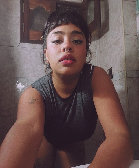 Download racylatina OnlyFans content for free 

 picture 2