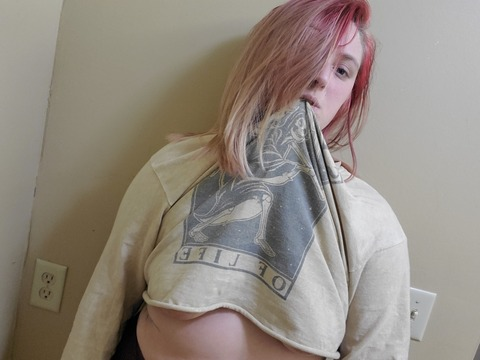 Onlyfans leaks radicalred 

 picture 2
