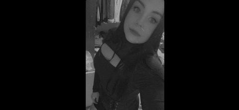 raeann99 OnlyFans Leak 

 picture 2