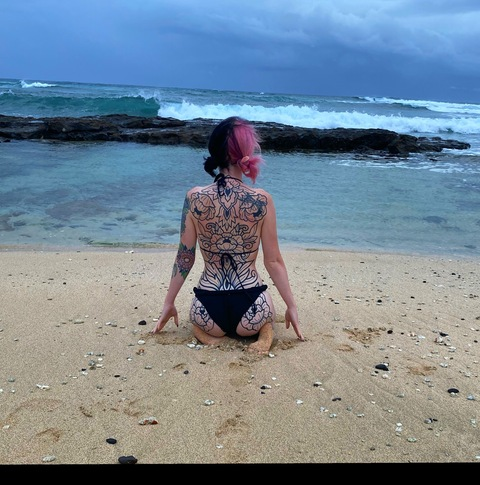 raiinboii OnlyFans Leaked (4 Photos and 2 Videos) 

 picture 2