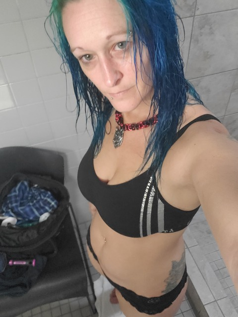View Rainbow Queen (rainbow_queen.84) OnlyFans 100 Photos and 12 Videos leaked 

 picture 2