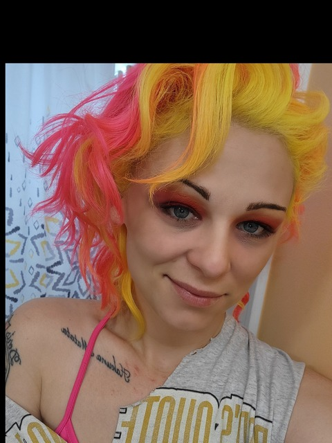rainbowbrightxxx OnlyFans Leaked Photos and Videos 

 picture 2