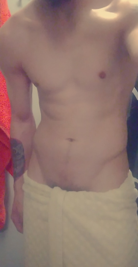 Download randygreen0616 OnlyFans content free 

 picture 2