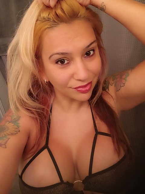 Onlyfans free content raq007 

 picture 2