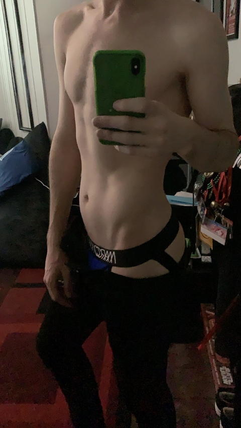 ravenhairedprince (Laufey🖤) OnlyFans Leaked Pictures and Videos 

 picture 2