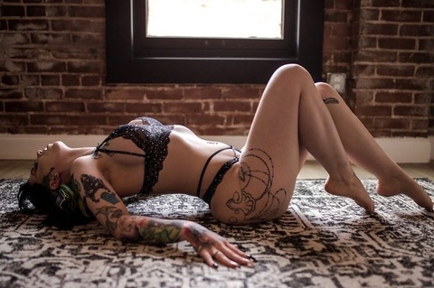 Get Free access to ravenhazee (Raven haze) Leaked OnlyFans 

 picture 2
