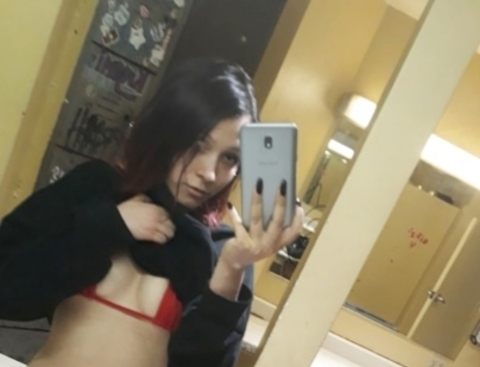 ravenmonroexx OnlyFans Leak (16 Photos and 9 Videos) 

 picture 2