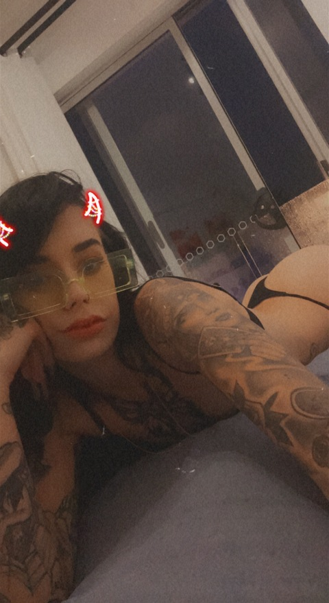 View ravennbabe (Raven) OnlyFans 16 Photos and 2 Videos for free 

 picture 2