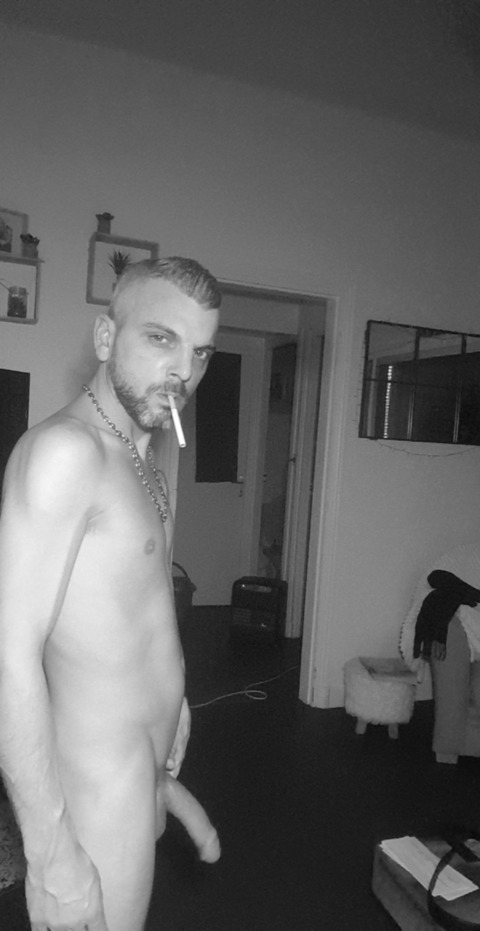 View hot master well hung for submissive🦶 (rayan.master.hot) OnlyFans 56 Photos and 56 Videos gallery 

 picture 2