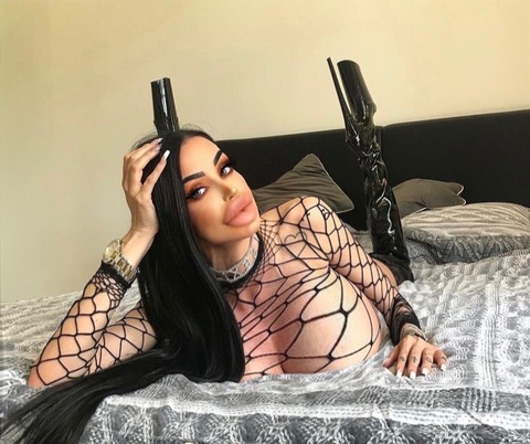 Download real_siliconebunny OnlyFans content for free 

 picture 2
