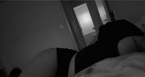 Free access to realcurvymom (Lara) Leaked OnlyFans 

 picture 2