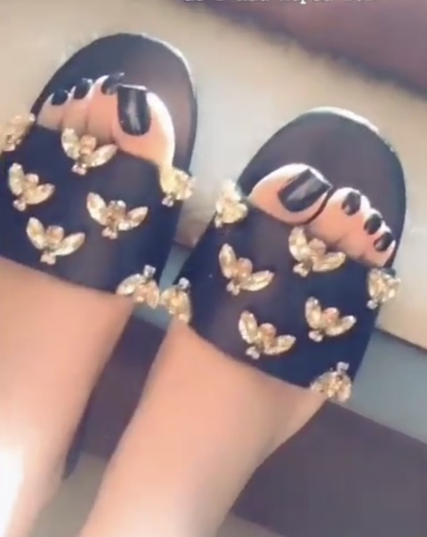 realqueenbee (QueenBee) free OnlyFans Leaked Pictures & Videos 

 picture 2