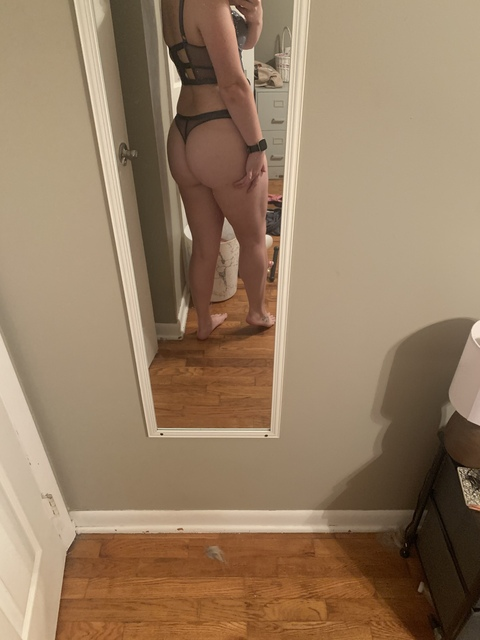 View Emma (rebecca_riley) OnlyFans 3 Photos and 0 Videos leaked 

 picture 2