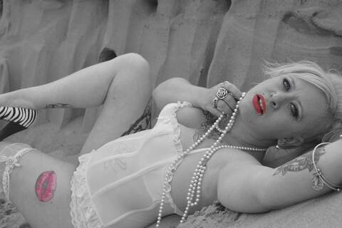 View rebel2512 OnlyFans content for free 

 picture 2