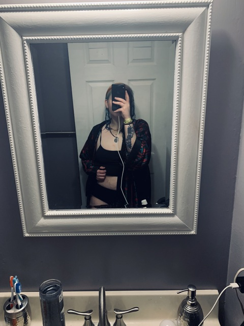 Download rebelprincess OnlyFans videos and photos free 

 picture 2