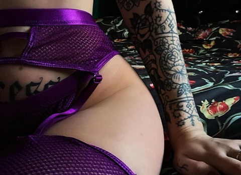 red_prxncess (♡ RED ♡) free OnlyFans Leaks 

 picture 2