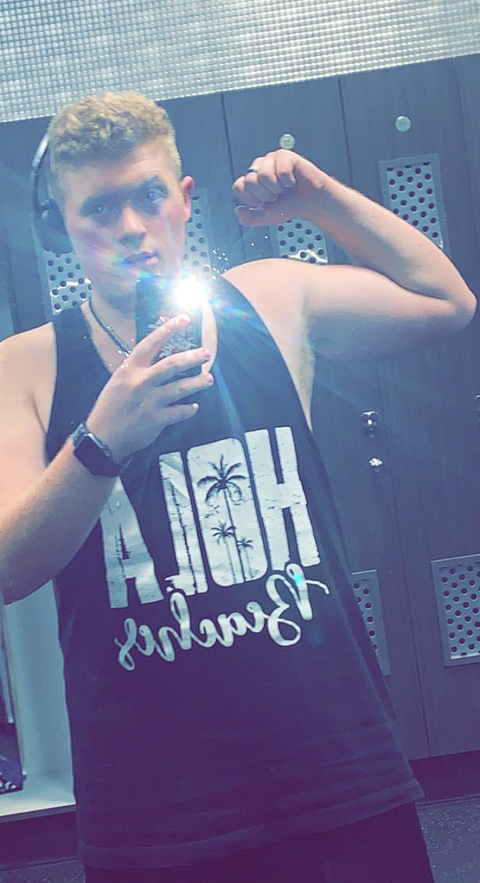 red_t221 OnlyFans Leaked Photos and Videos 

 picture 2