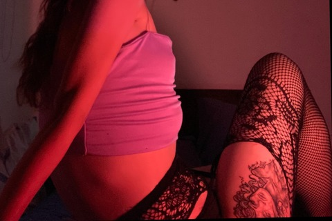 View redarlingg OnlyFans content for free 

 picture 2