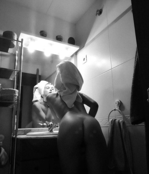 View redhotfoxy09 OnlyFans videos and photos for free 

 picture 2