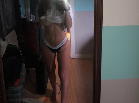 redroses_75 (Katie) OnlyFans Leaks 

 picture 2