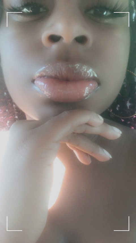 redvelvetlips OnlyFans Leaked (15 Photos and 5 Videos) 

 picture 2