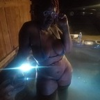 View redvixenroka (Red Vixen Roka) OnlyFans 1198 Photos and 113 Videos for free 

 picture 1