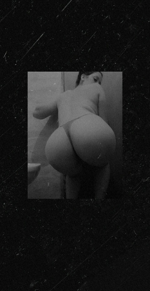 reinaa_hot OnlyFans Leaked (8 Photos and 0 Videos) 

 picture 2