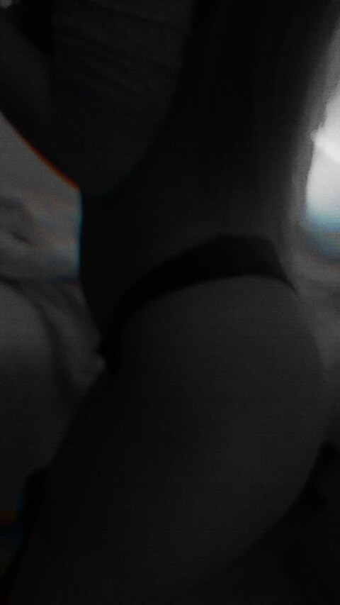 reinaonly OnlyFans Leaked 

 picture 2