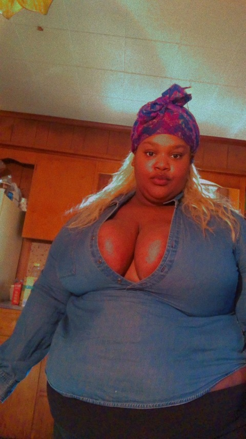 Download remie_done_up OnlyFans content free 

 picture 2