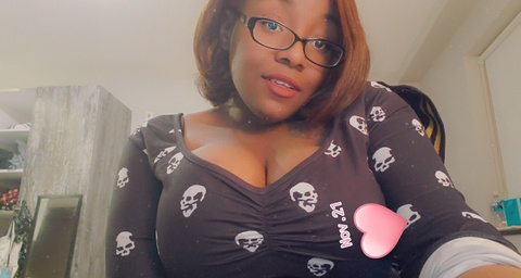 Onlyfans free content revolverthotcelot 

 picture 2