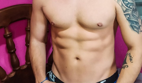reyespro (Ro Reyes) OnlyFans Leaked Videos and Pictures 

 picture 2