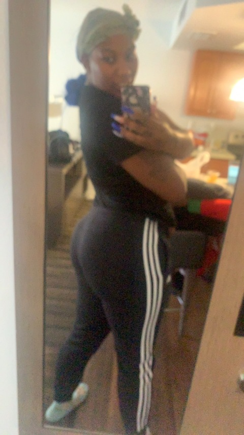 riah_thee_stallion (Riah_Thee_Stallion) free OnlyFans Leaked Pictures & Videos 

 picture 2