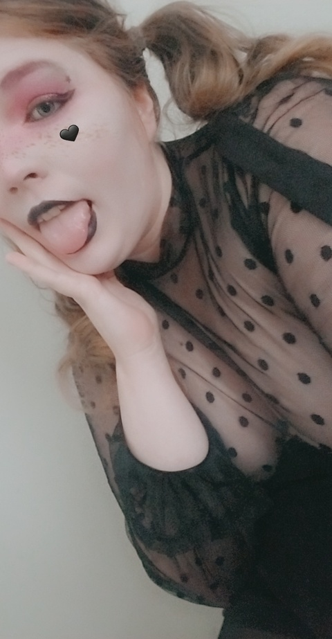 riaha OnlyFans Leaked Photos and Videos 

 picture 2