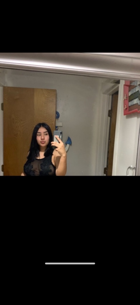 View riahmttz OnlyFans content for free 

 picture 2