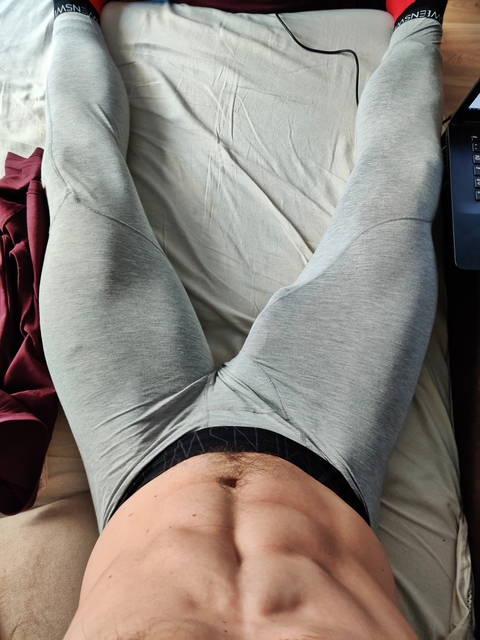 View ridick_7 OnlyFans content for free 

 picture 2