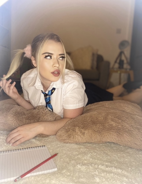 Download riley-morgan OnlyFans content free 

 picture 2