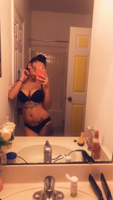 View Riley (rileycarrion) OnlyFans 7 Photos and 11 Videos leaks 

 picture 2