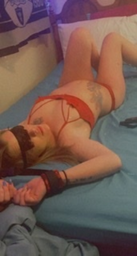 Download rileyrayy96 OnlyFans content free 

 picture 2