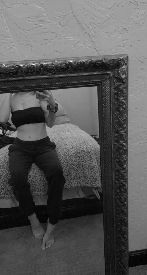 rissaxo OnlyFans Leak (24 Photos and 14 Videos) 

 picture 2