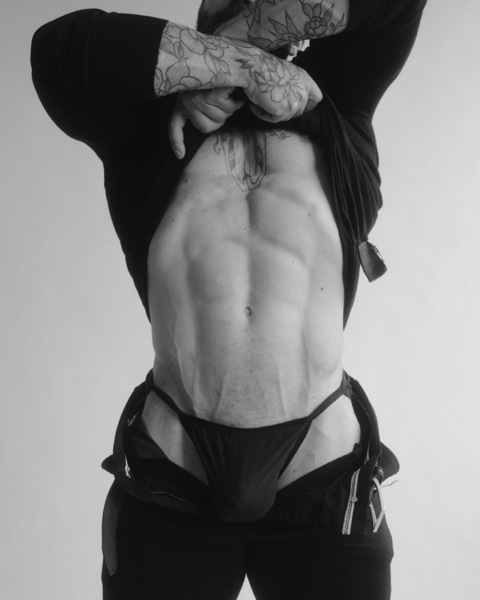 Onlyfans leaked rob_steel 

 picture 2