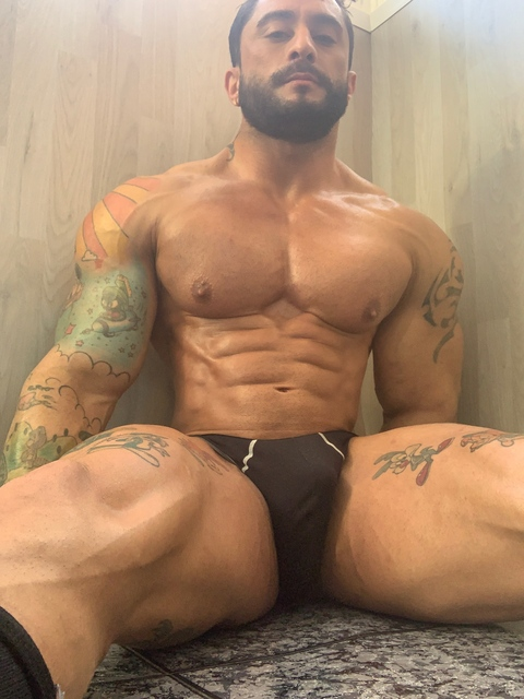 robinsanchezxx OnlyFans Leaks (2 Photos and 4 Videos) 

 picture 2